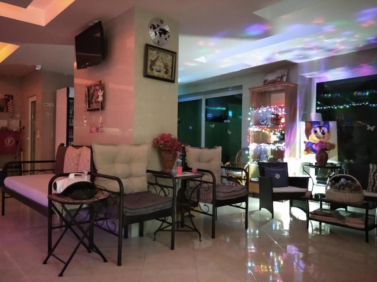 Nikolakakis Rooms Lavrio المظهر الخارجي الصورة