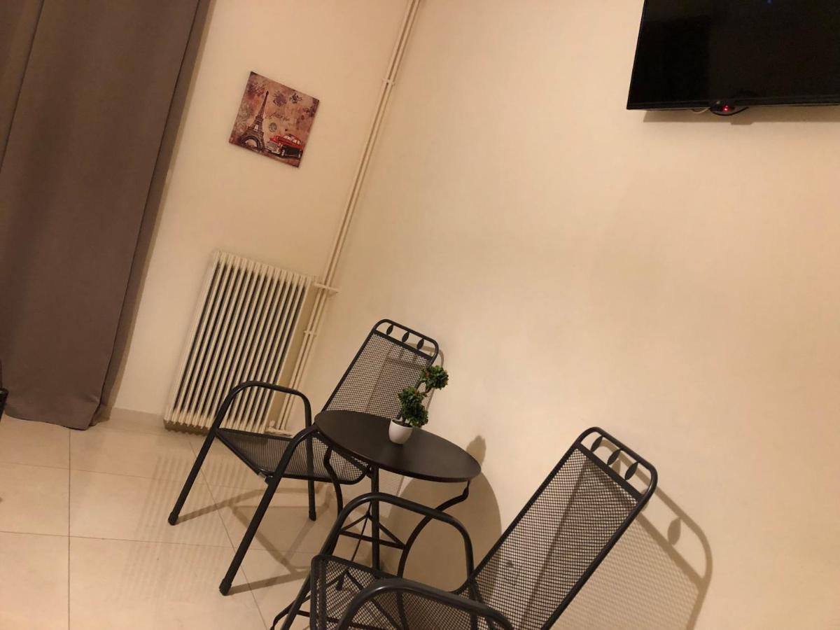 Nikolakakis Rooms Lavrio المظهر الخارجي الصورة
