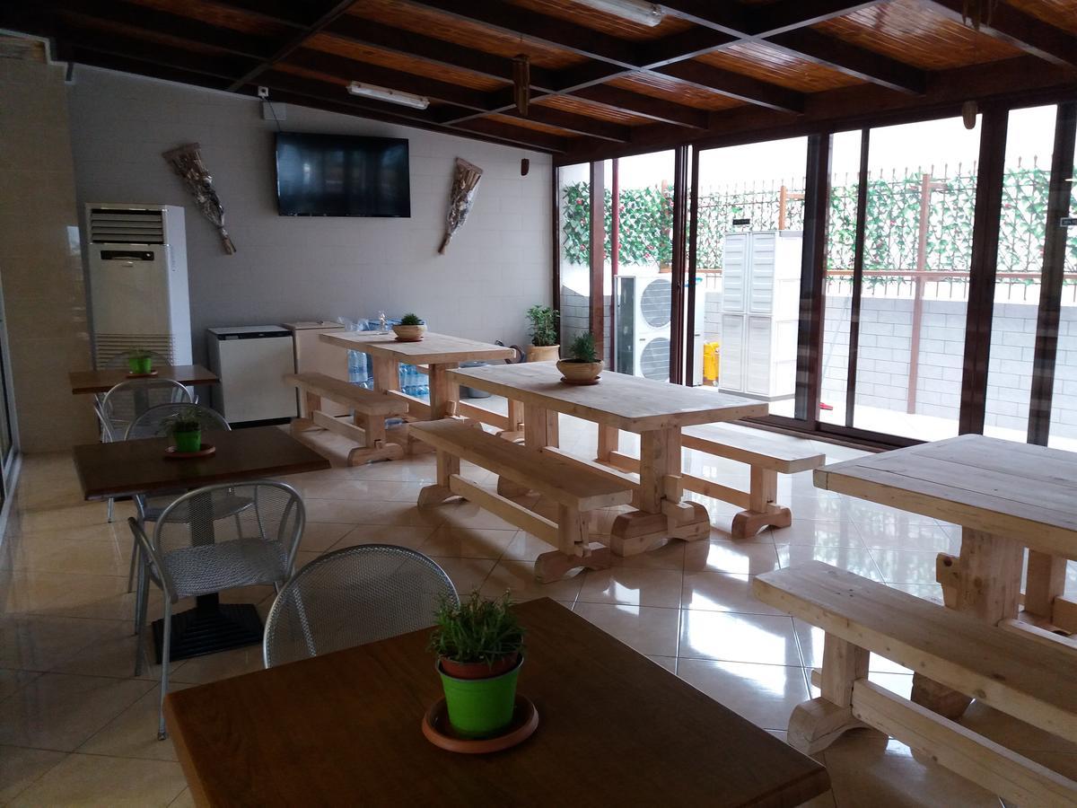 Nikolakakis Rooms Lavrio المظهر الخارجي الصورة