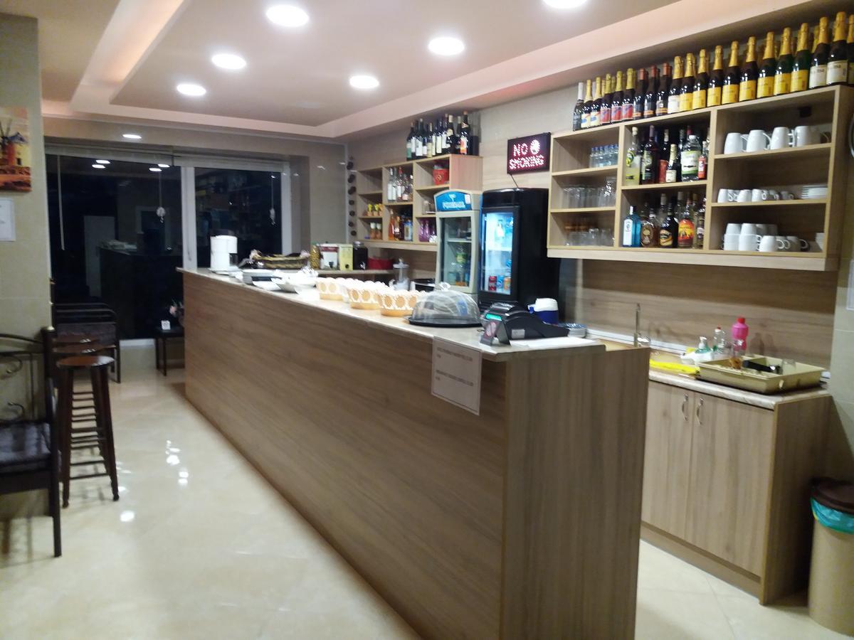 Nikolakakis Rooms Lavrio المظهر الخارجي الصورة